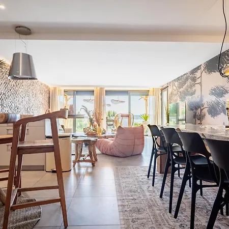 Architect's Apartment, Sea View Le Lavandou