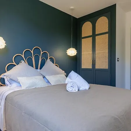 Architect's Apartment, Sea View * Le Lavandou